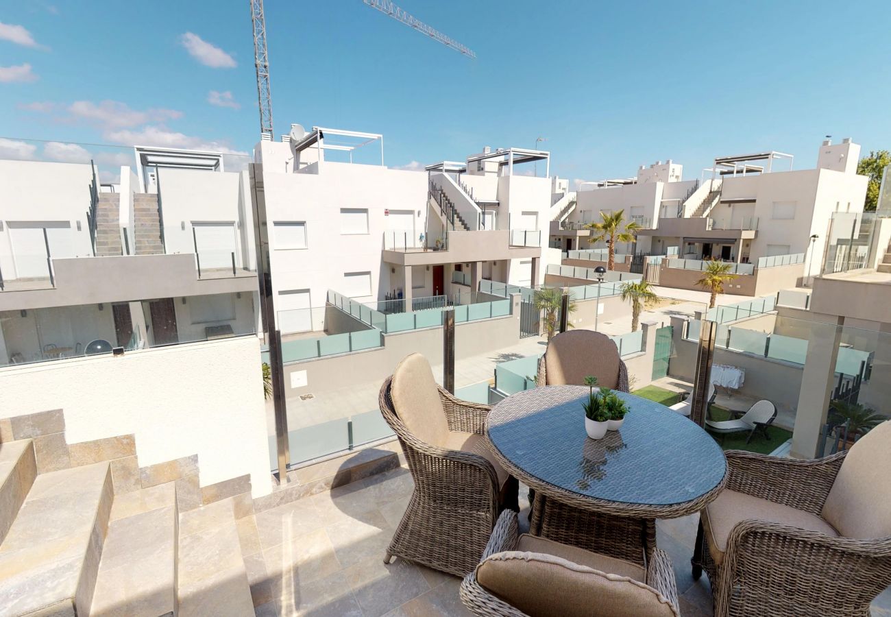 Apartamento en Torrevieja - Aguas Nuevas Family Res Top Floor 92