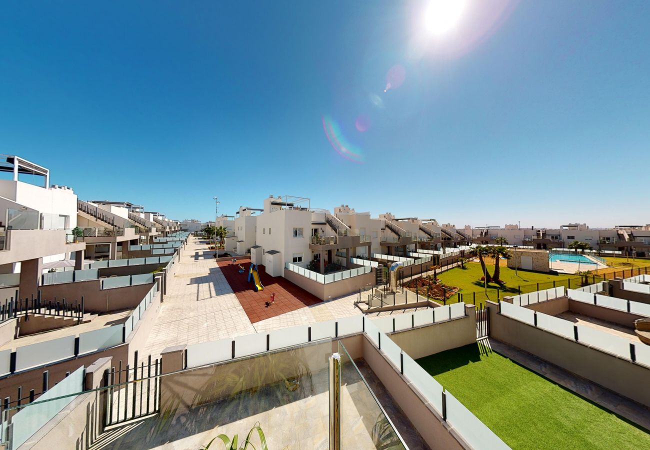 Apartamento en Torrevieja - Aguas Nuevas 194 Top Floor Family Res