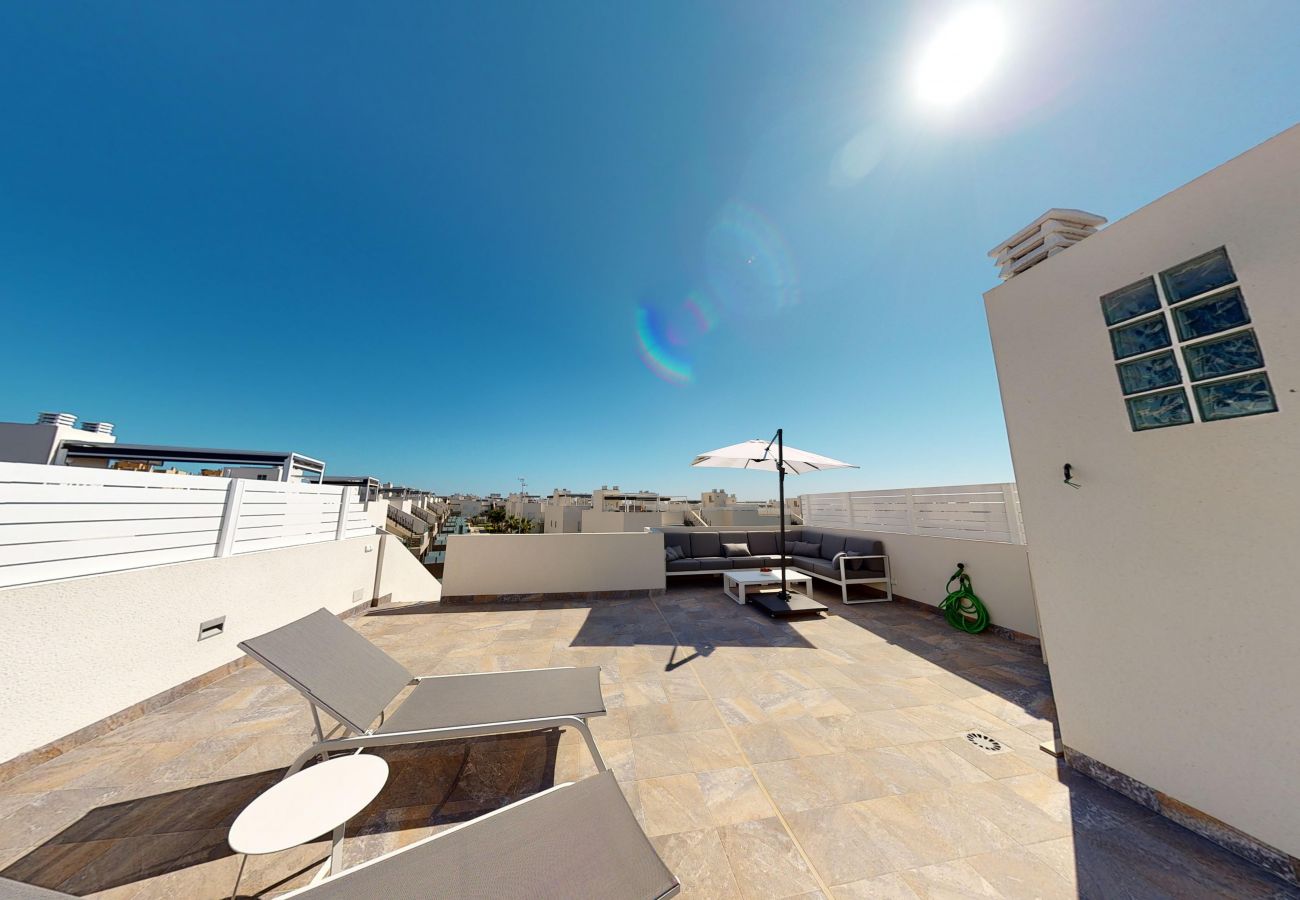 Apartamento en Torrevieja - Aguas Nuevas 194 Top Floor Family Res