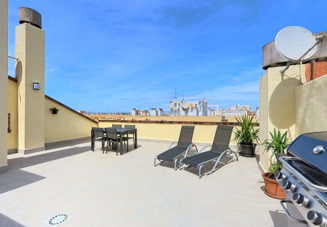 Apartamento en Torrevieja - Luxurious 2 Bed Central Penthouse Ático