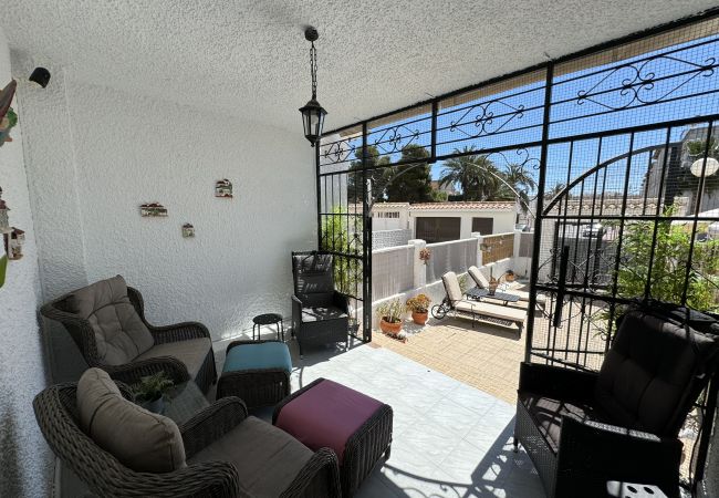 Casa adosada en Torrevieja - Spacious Townhouse Calas Blancas Beachside Casa adosada en Torrevieja - Spacious Townhouse Calas Blancas Beachside