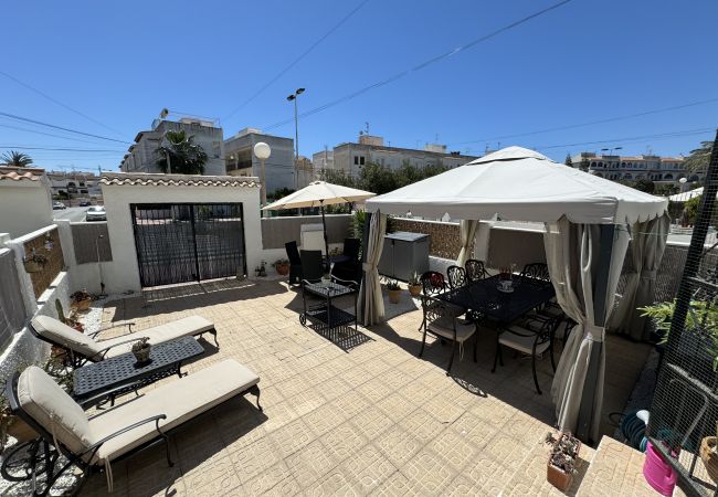 Casa adosada en Torrevieja - Spacious Townhouse Calas Blancas Beachside Casa adosada en Torrevieja - Spacious Townhouse Calas Blancas Beachside