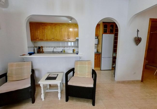 Bungalow en Orihuela Costa - Beautiful Zeniamar Corner with Communal Pool Bungalow en Orihuela Costa - Beautiful Zeniamar Corner with Communal Pool