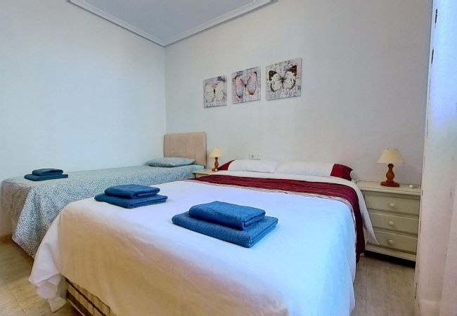 Bungalow en Orihuela Costa - Beautiful Zeniamar Corner with Communal Pool Bungalow en Orihuela Costa - Beautiful Zeniamar Corner with Communal Pool