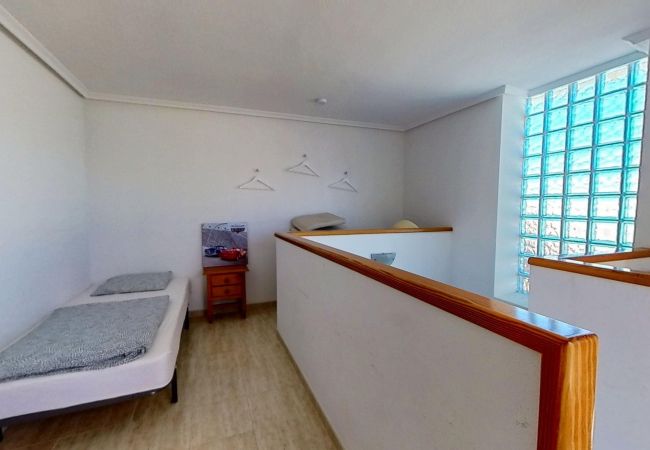 Bungalow en Orihuela Costa - Beautiful Zeniamar Corner with Communal Pool Bungalow en Orihuela Costa - Beautiful Zeniamar Corner with Communal Pool