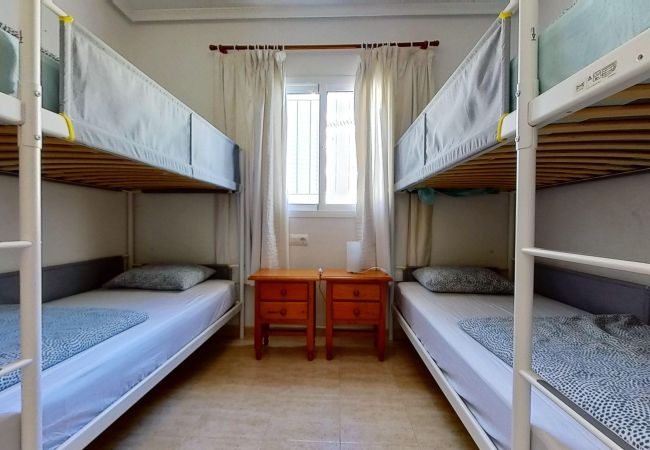 Bungalow en Orihuela Costa - Beautiful Zeniamar Corner with Communal Pool Bungalow en Orihuela Costa - Beautiful Zeniamar Corner with Communal Pool