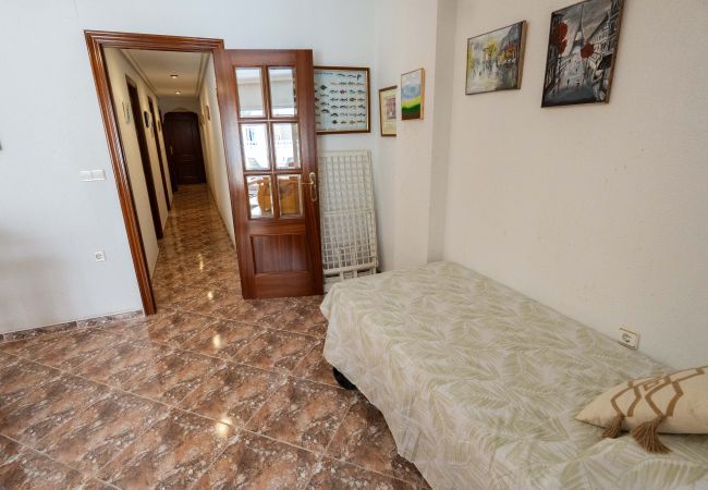 Apartamento en Torrevieja - MARIBLANCA 300m To The Beach 2nd Floor Apartment Apartamento en Torrevieja - MARIBLANCA 300m To The Beach 2nd Floor Apartment
