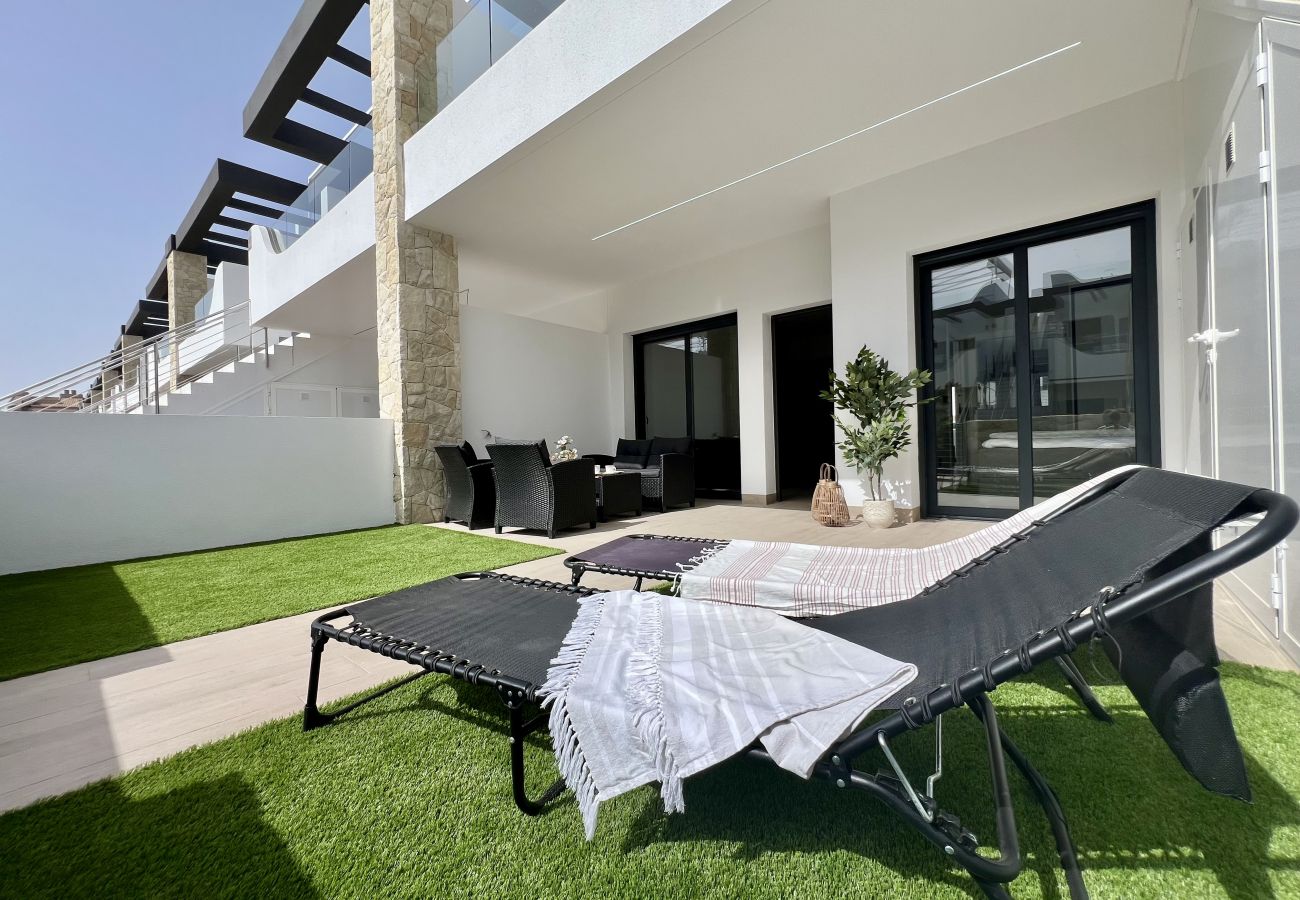 Apartamento en Orihuela Costa - Beautiful Ground Floor Apartment in Innova Beach R