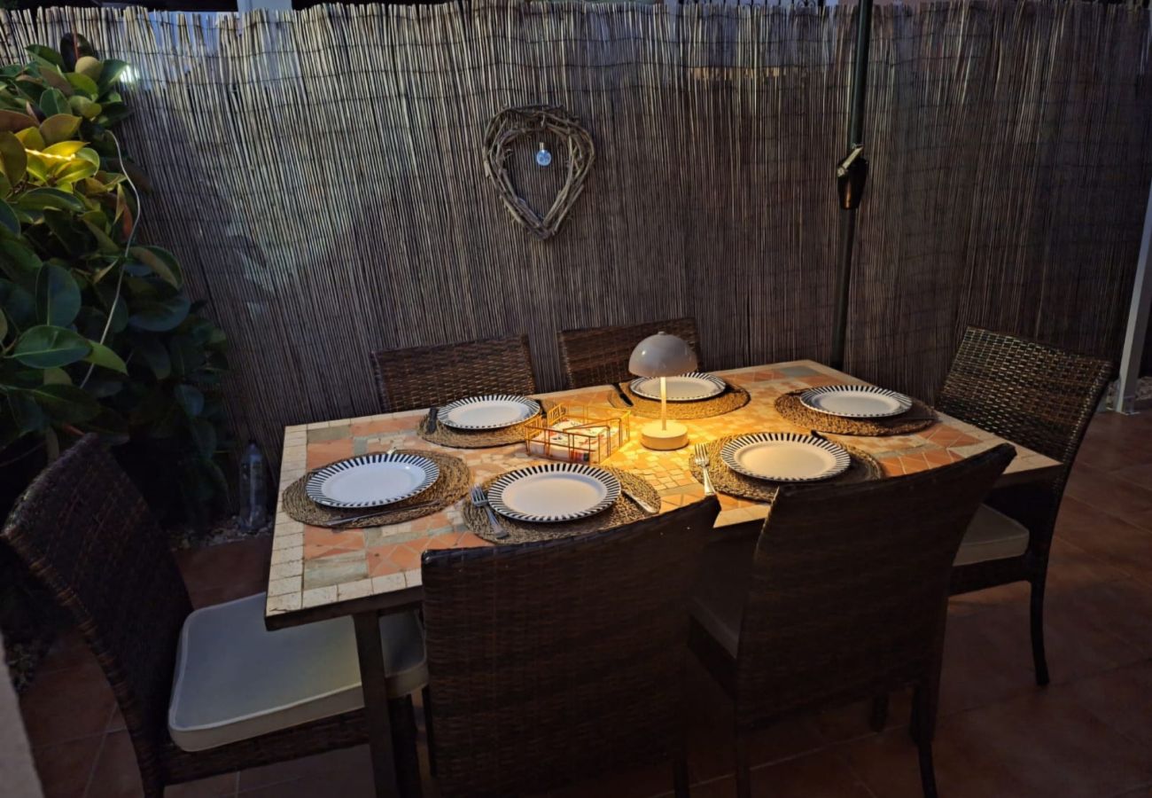 Apartamento en Torrevieja - Mar Azul Sea Side Apartment