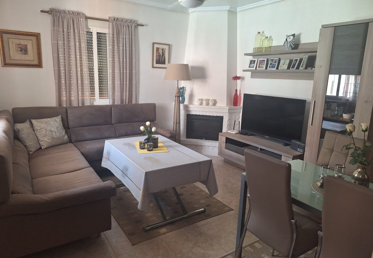 Apartamento en Torrevieja - Mar Azul Sea Side Apartment