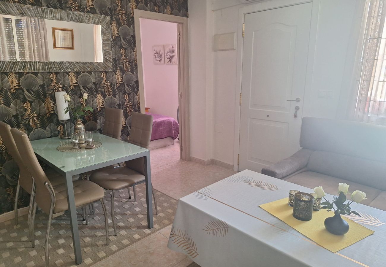 Apartamento en Torrevieja - Mar Azul Sea Side Apartment