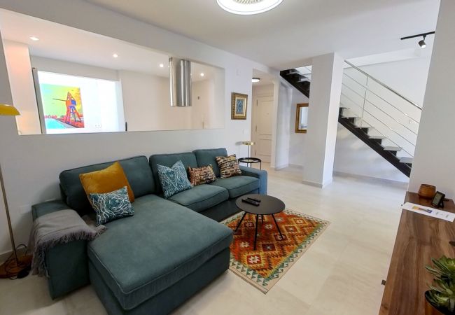 Leilighet i Torrevieja - Luxurious 2 Bed Central Penthouse Ático