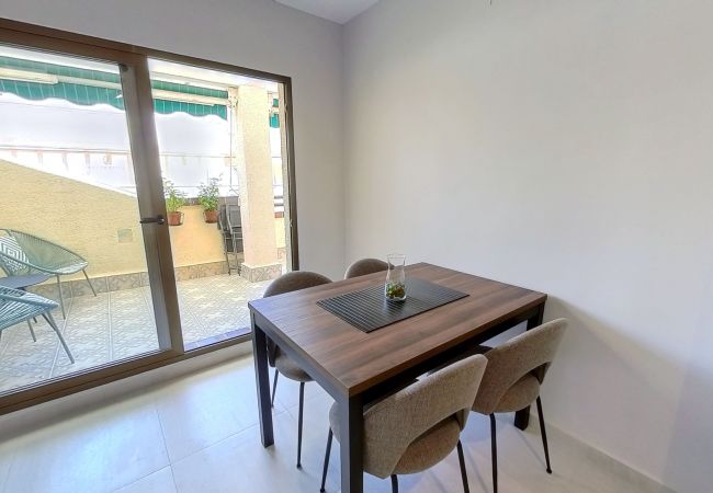 Leilighet i Torrevieja - Luxurious 2 Bed Central Penthouse Ático