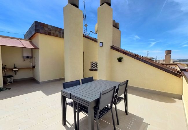 Leilighet i Torrevieja - Luxurious 2 Bed Central Penthouse Ático