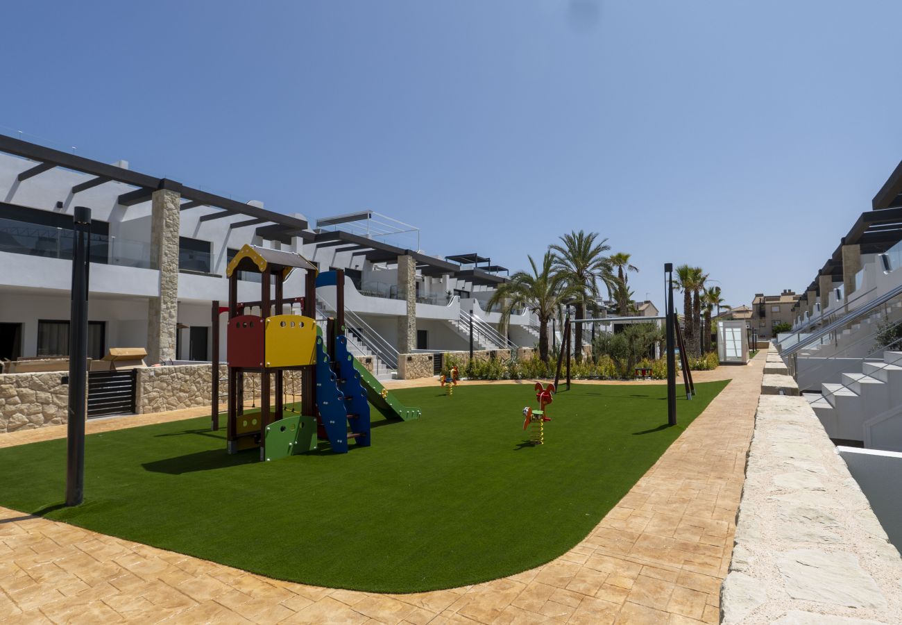 Leilighet i Orihuela Costa - Beautiful Ground Floor Apartment in Innova Beach R