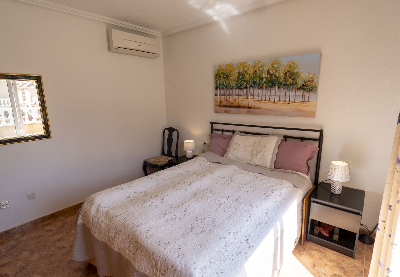 Hus i Cabo Roig - Spacious Vista Azul Quad House in Cabo Roig