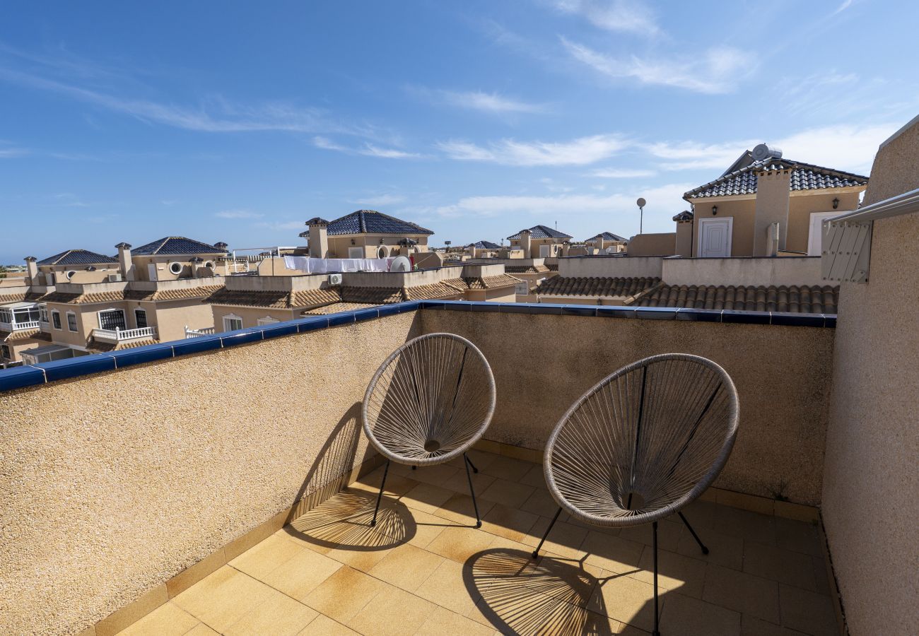 Hus i Cabo Roig - Spacious Vista Azul Quad House in Cabo Roig