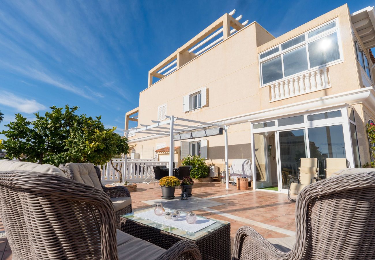 Leilighet i Orihuela Costa - Amazing Zeniamar House with communal Pool