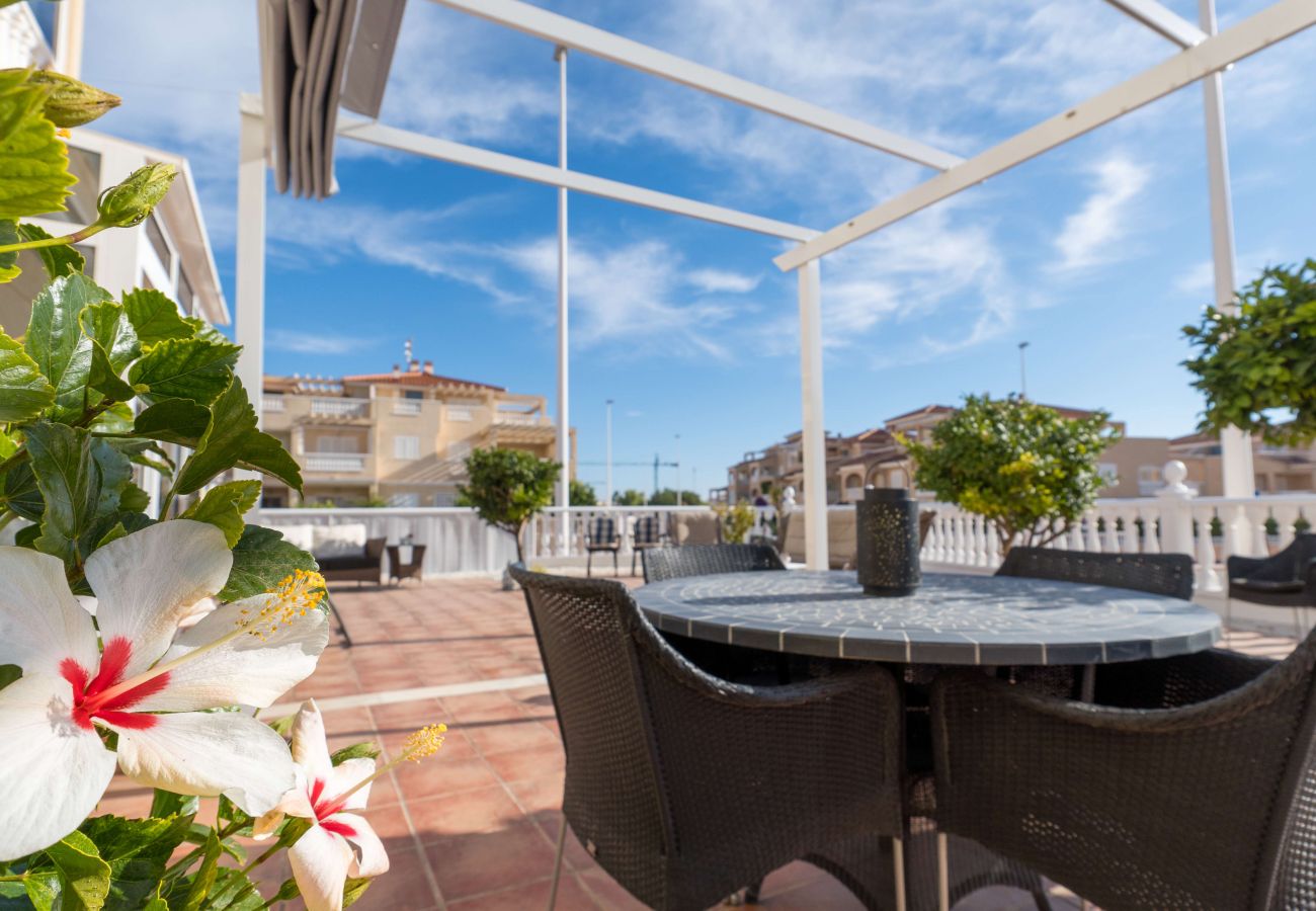 Leilighet i Orihuela Costa - Amazing Zeniamar House with communal Pool