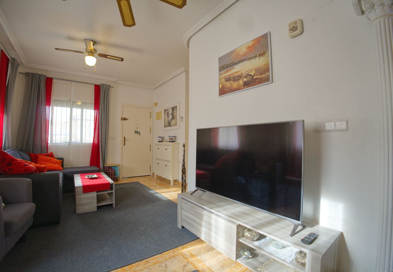 Leilighet i Orihuela - Well Located 2 bed with Spacious Solarium