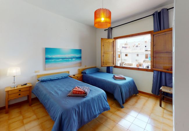 Townhouse in Torrevieja - Torrevieja Center Townhouse 24 Beachside