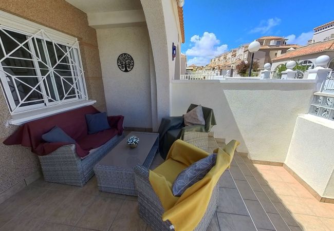 House in Torrevieja - 3 Bed Quad House Altos De La Bahia