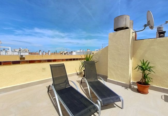 Apartment in Torrevieja - Luxurious 2 Bed Central Penthouse Ático