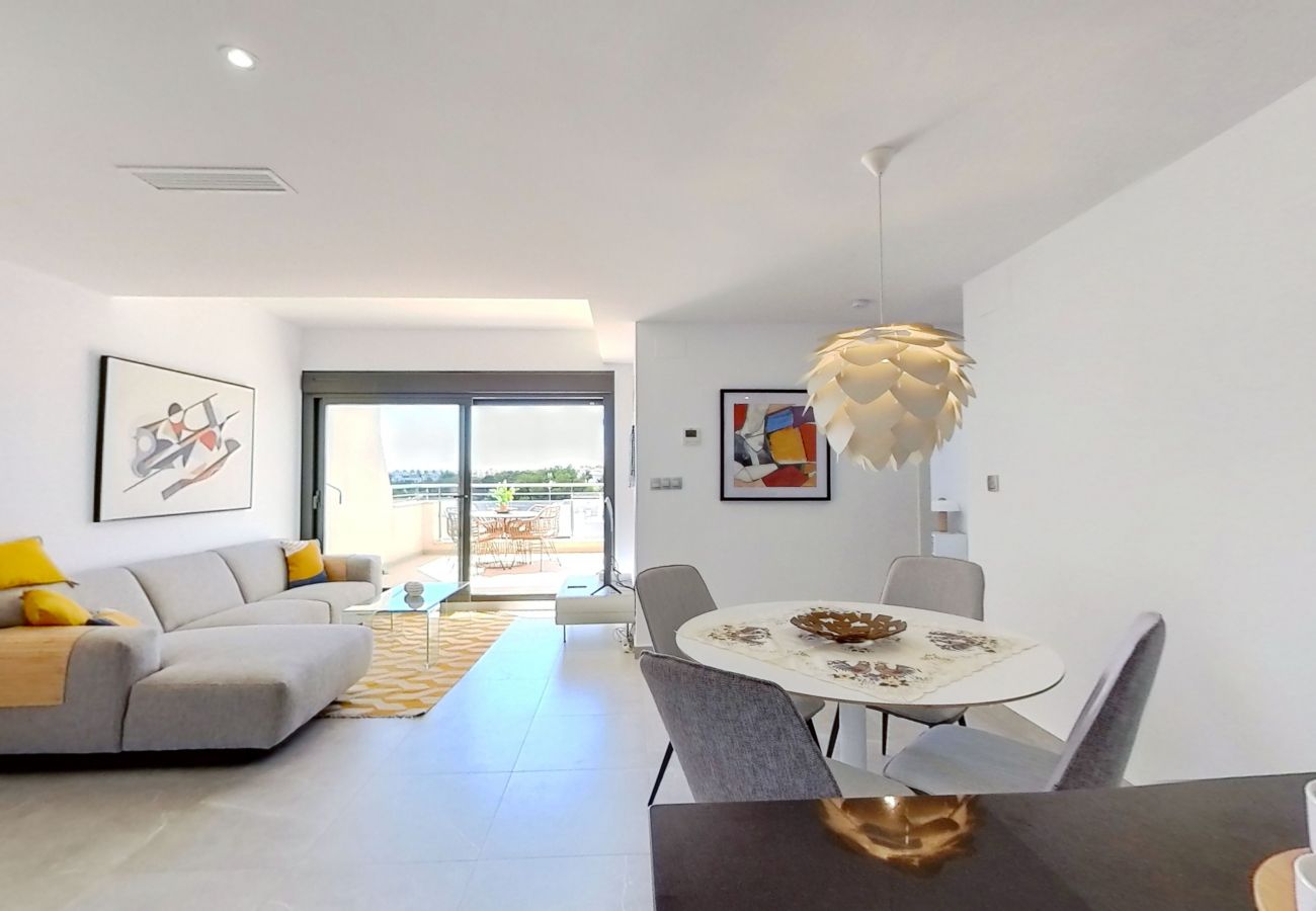 Apartment in Orihuela Costa - Amazing 2 Bed 2 Bath Apartment Los Dolses