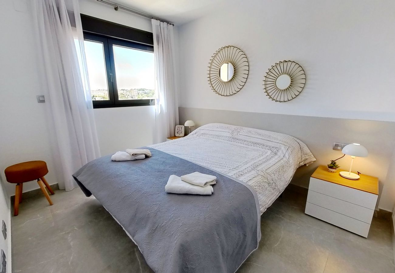 Apartment in Orihuela Costa - Amazing 2 Bed 2 Bath Apartment Los Dolses