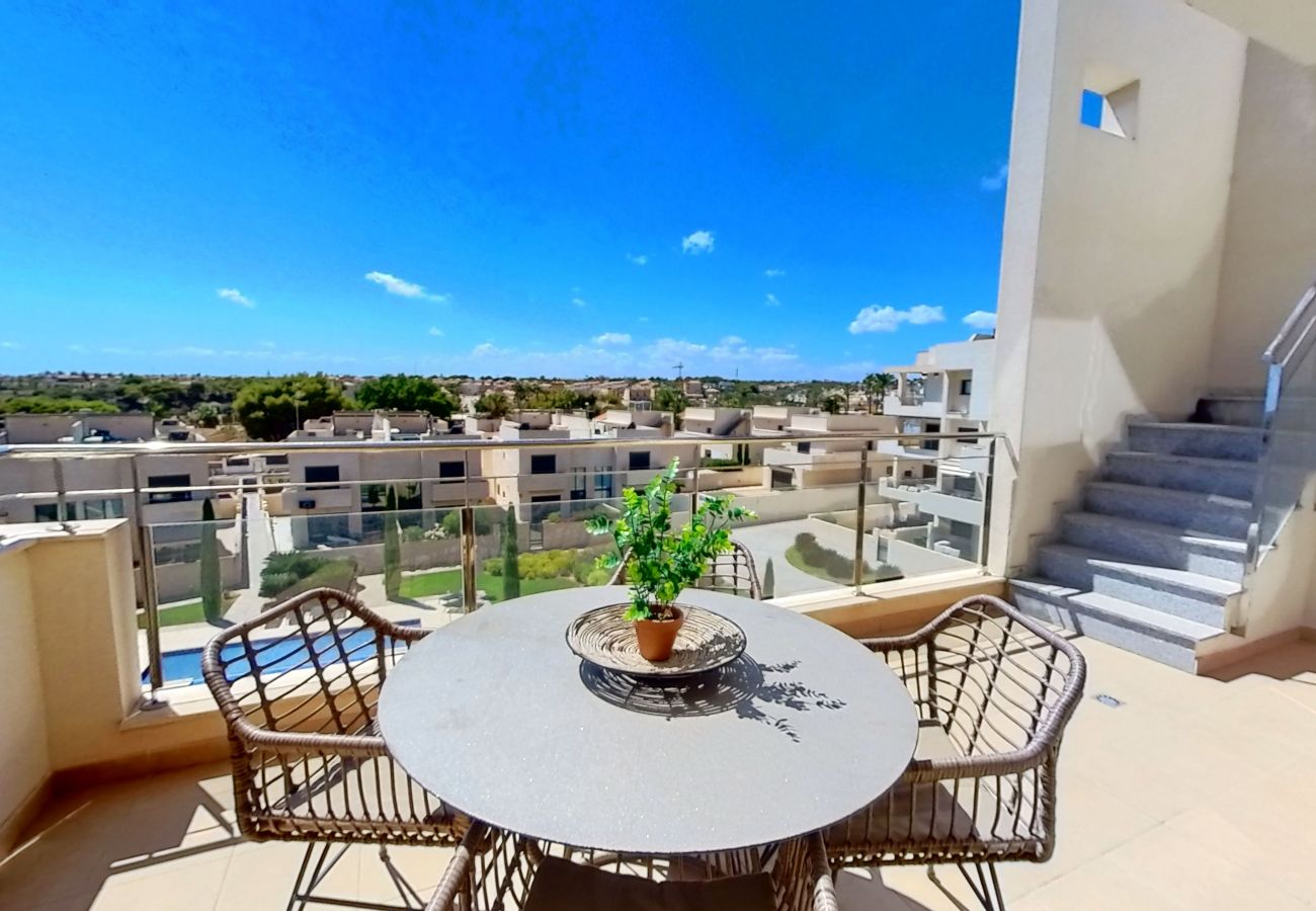 Apartment in Orihuela Costa - Amazing 2 Bed 2 Bath Apartment Los Dolses
