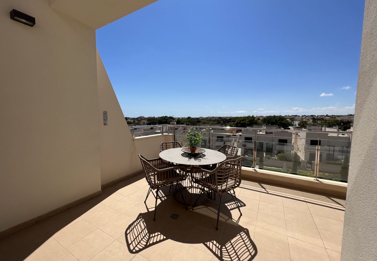 Apartment in Orihuela Costa - Amazing 2 Bed 2 Bath Apartment Los Dolses