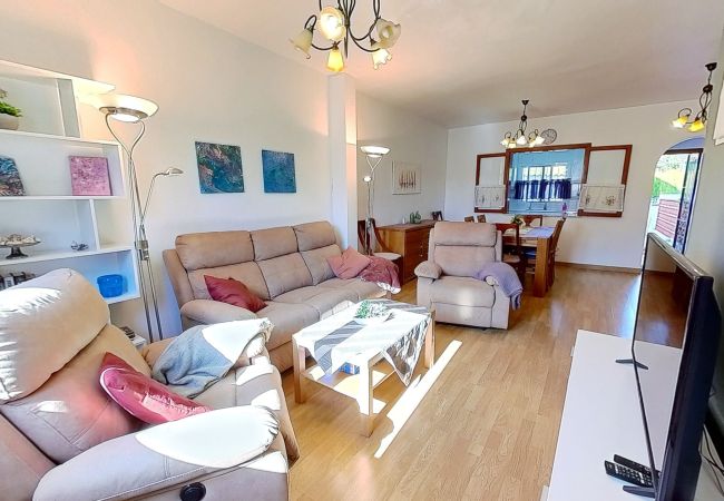 Townhouse in Torrevieja - Spacious Townhouse Calas Blancas Beachside