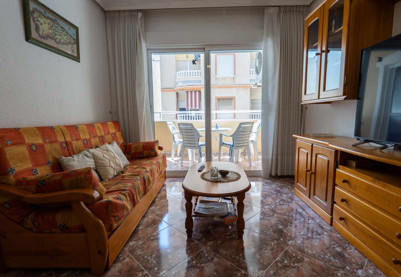 Apartment in Torrevieja - MARIBLANCA 300m To The Beach 2nd Floor Apartment