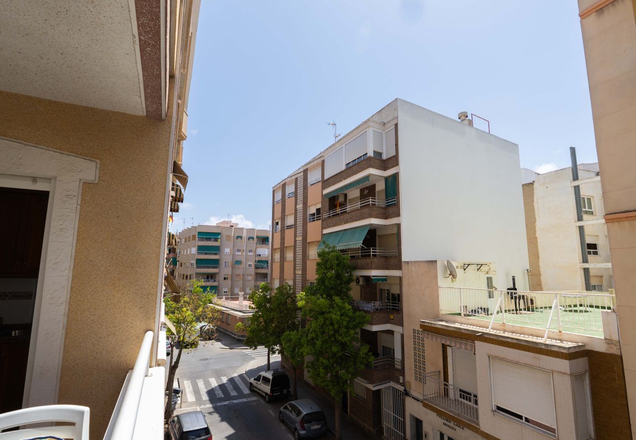 Apartment in Torrevieja - MARIBLANCA 300m To The Beach 2nd Floor Apartment