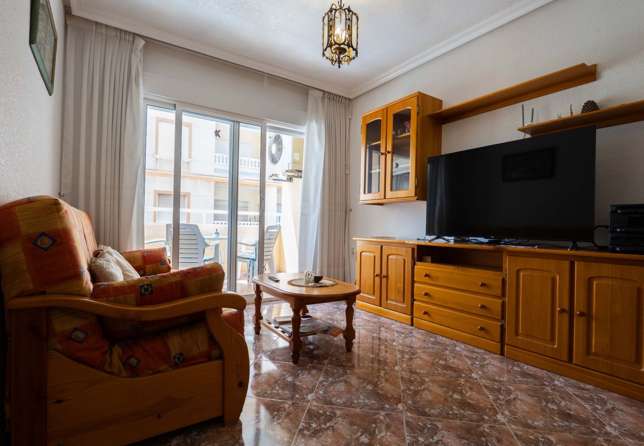 Apartment in Torrevieja - MARIBLANCA 300m To The Beach 2nd Floor Apartment