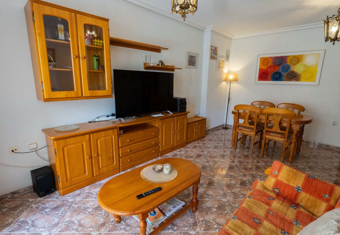 Apartment in Torrevieja - MARIBLANCA 300m To The Beach 2nd Floor Apartment