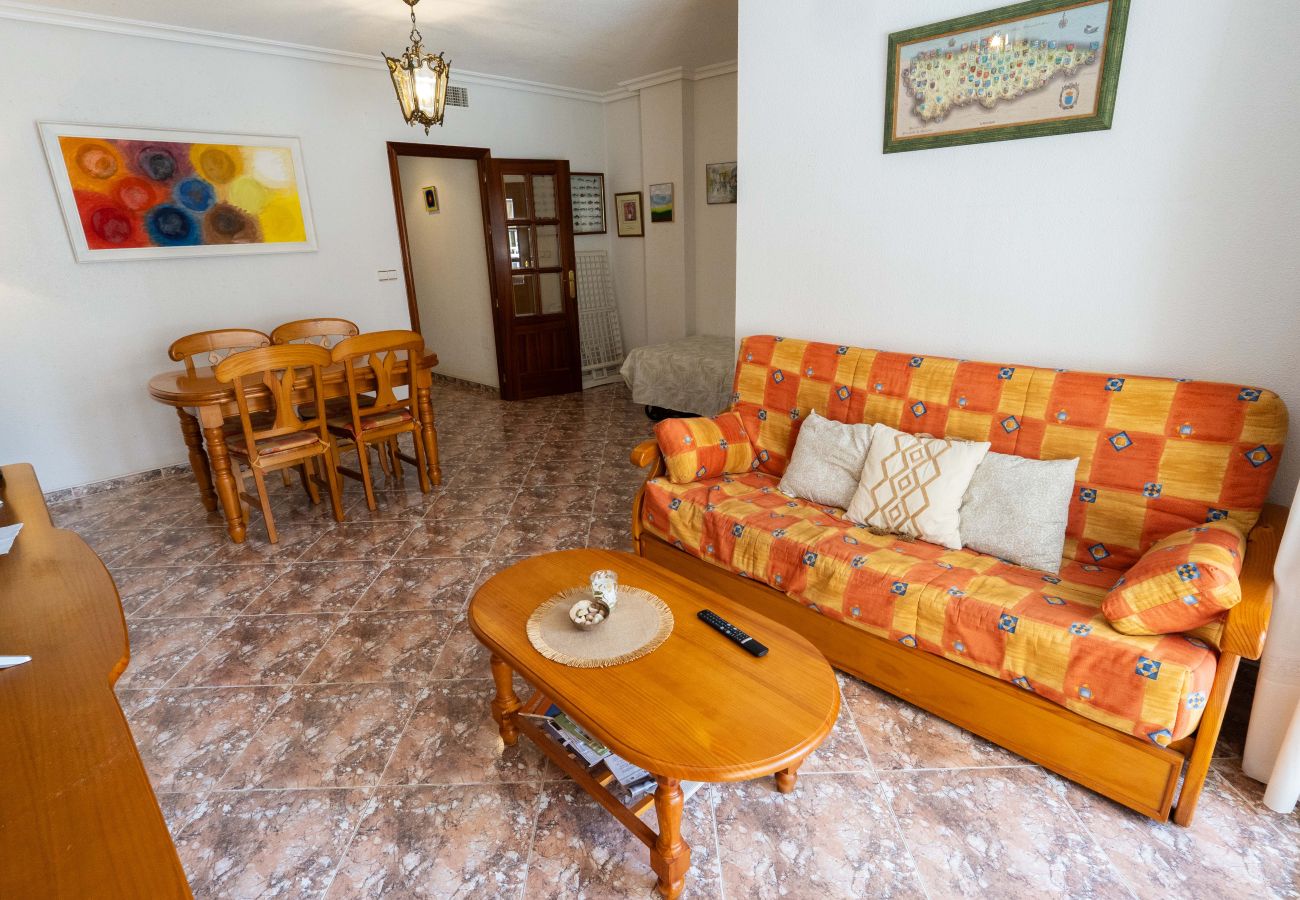 Apartment in Torrevieja - MARIBLANCA 300m To The Beach 2nd Floor Apartment