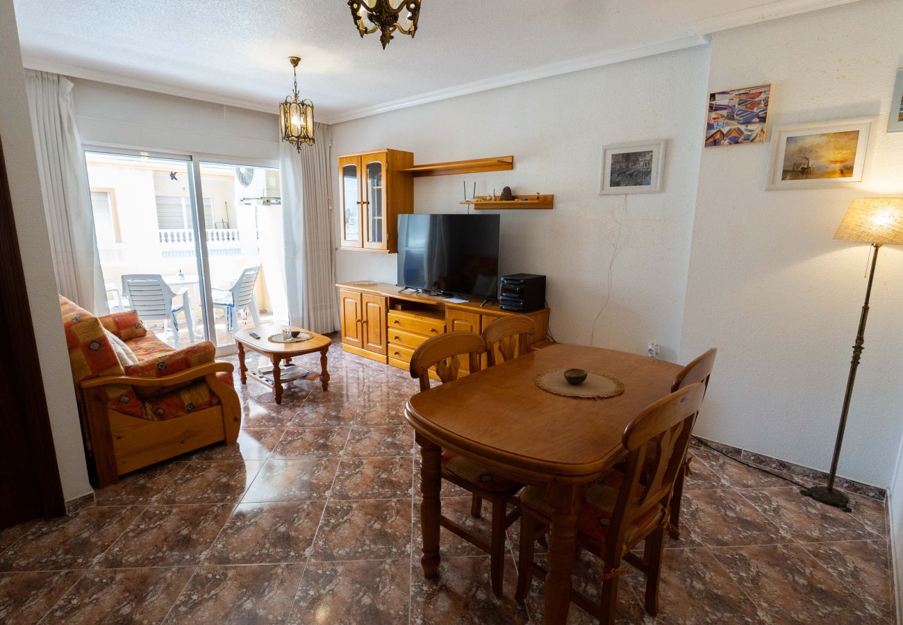 Apartment in Torrevieja - MARIBLANCA 300m To The Beach 2nd Floor Apartment