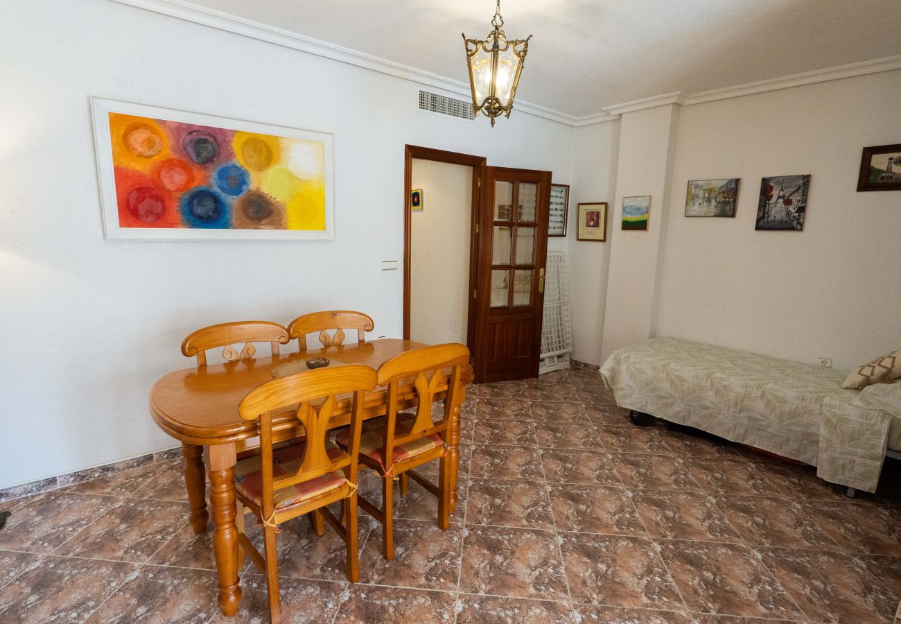 Apartment in Torrevieja - MARIBLANCA 300m To The Beach 2nd Floor Apartment