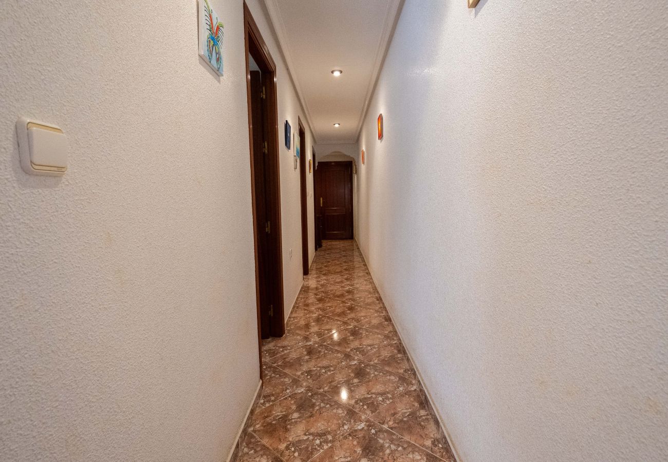 Apartment in Torrevieja - MARIBLANCA 300m To The Beach 2nd Floor Apartment