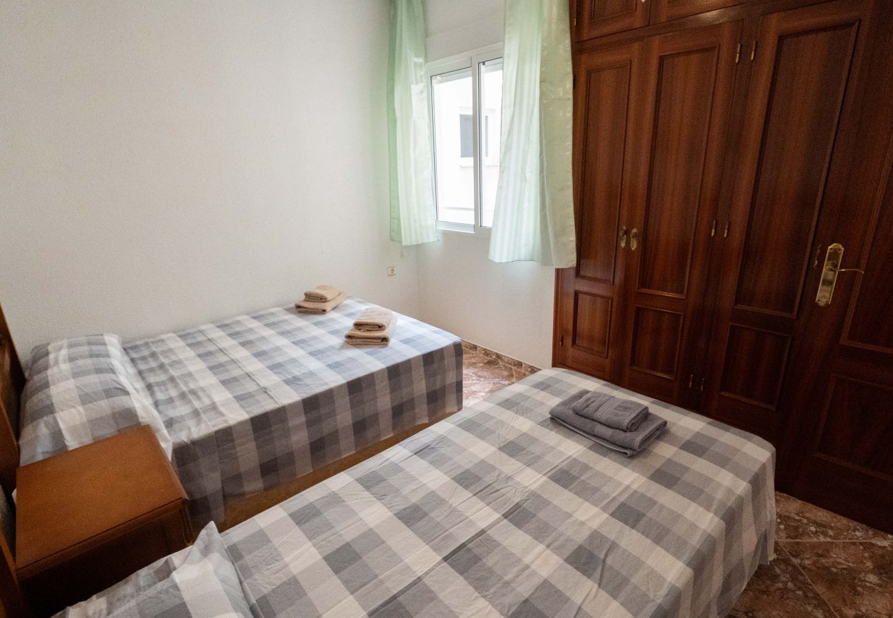 Apartment in Torrevieja - MARIBLANCA 300m To The Beach 2nd Floor Apartment