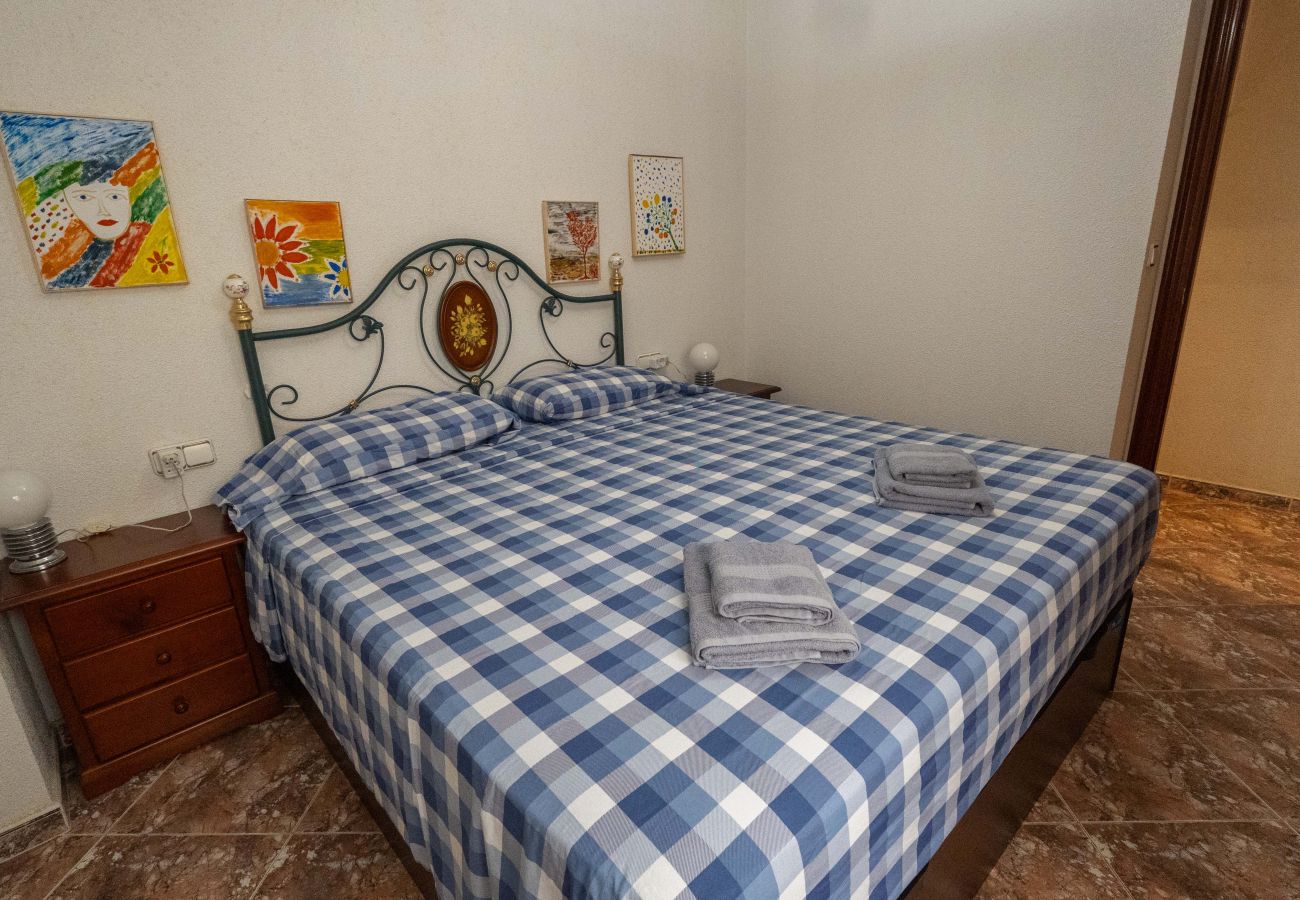 Apartment in Torrevieja - MARIBLANCA 300m To The Beach 2nd Floor Apartment