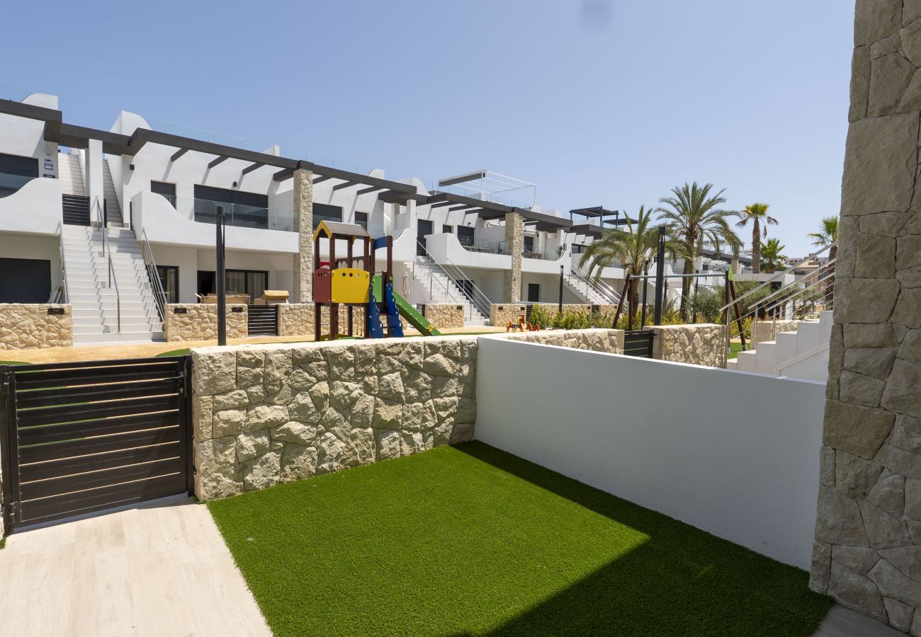 Apartment in Orihuela Costa - Beautiful Ground Floor Apartment in Innova Beach R