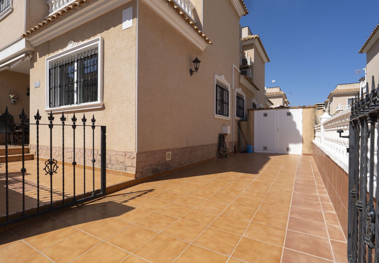 House in Cabo Roig - Spacious Vista Azul Quad House in Cabo Roig