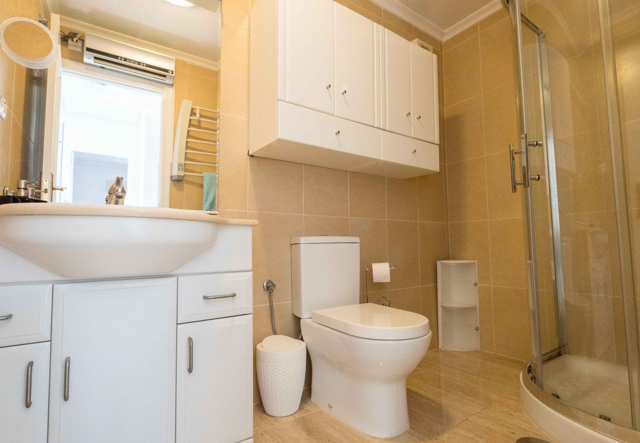 Apartment in Orihuela Costa - Amazing Zeniamar House with communal Pool