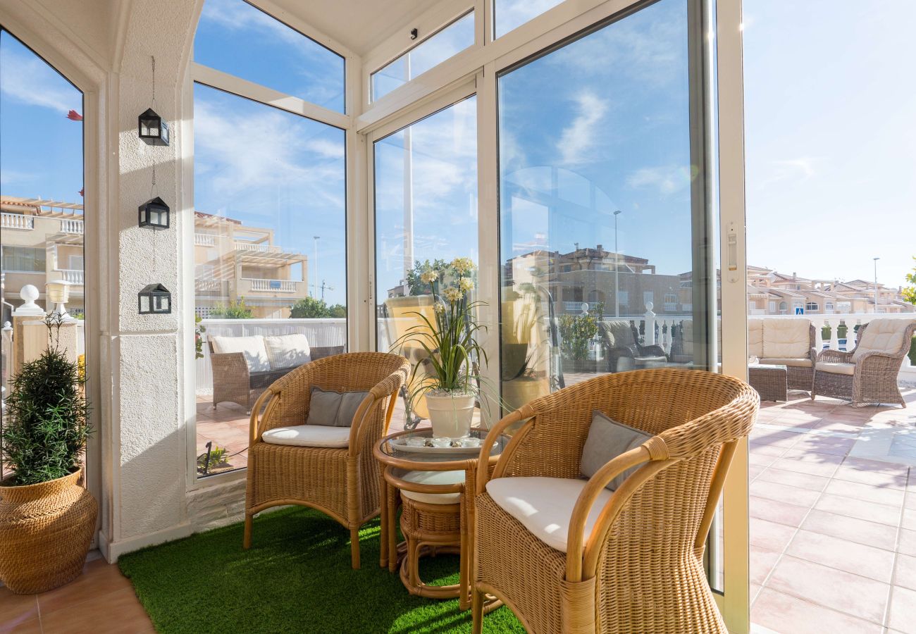 Apartment in Orihuela Costa - Amazing Zeniamar House with communal Pool