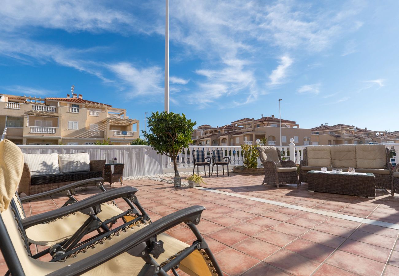 Apartment in Orihuela Costa - Amazing Zeniamar House with communal Pool