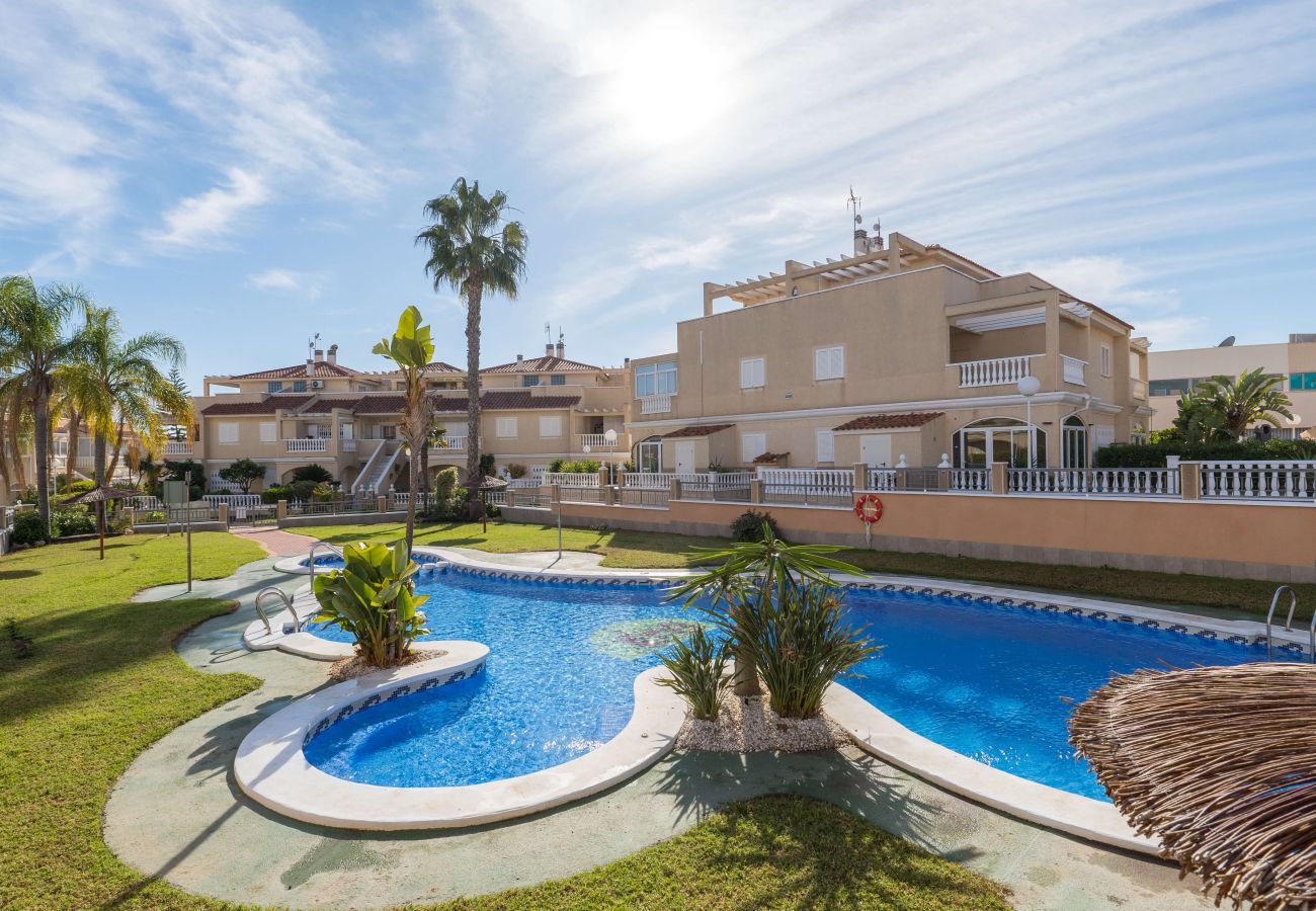 Apartment in Orihuela Costa - Amazing Zeniamar House with communal Pool